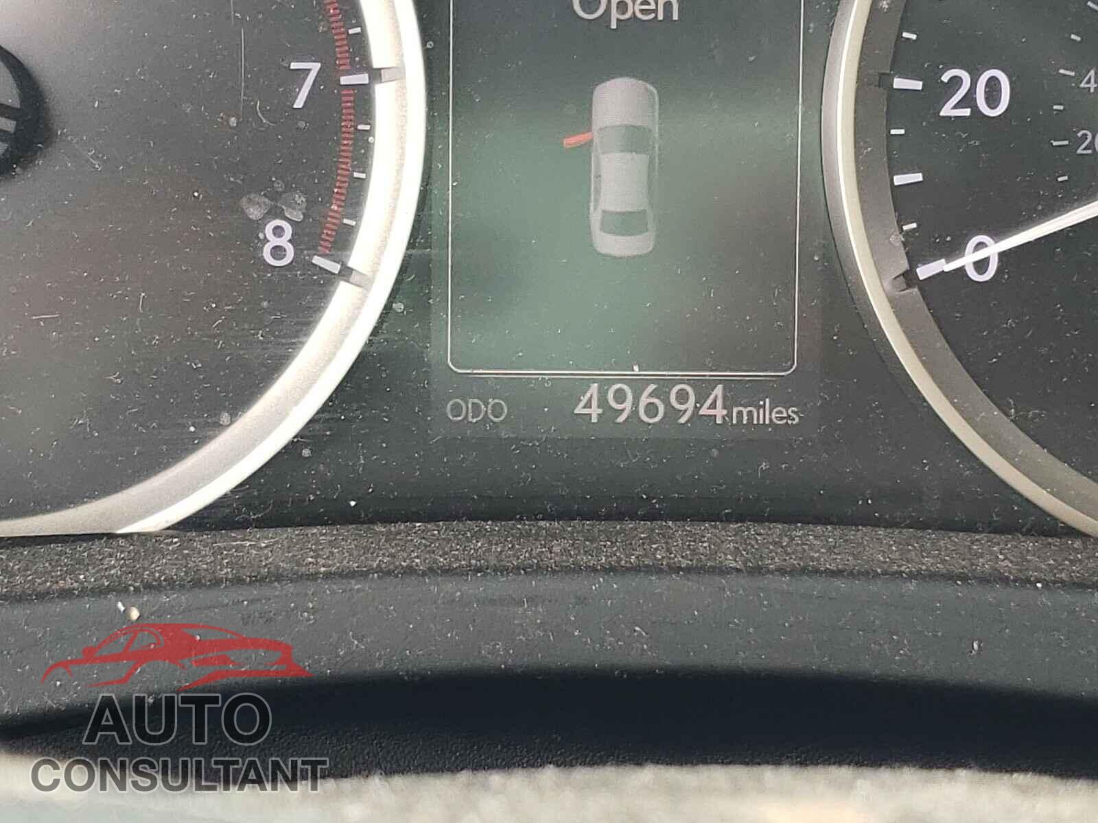 LEXUS IS 2016 - JTHBA1D26G5013452