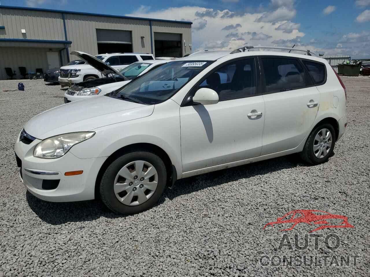 HYUNDAI ELANTRA 2011 - KMHDC8AE3BU088647