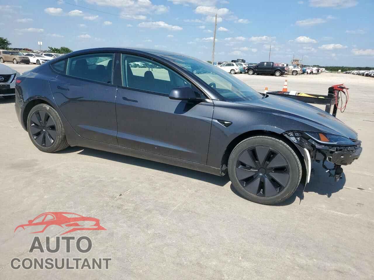 TESLA MODEL 3 2024 - 5YJ3E1EA4RF726318