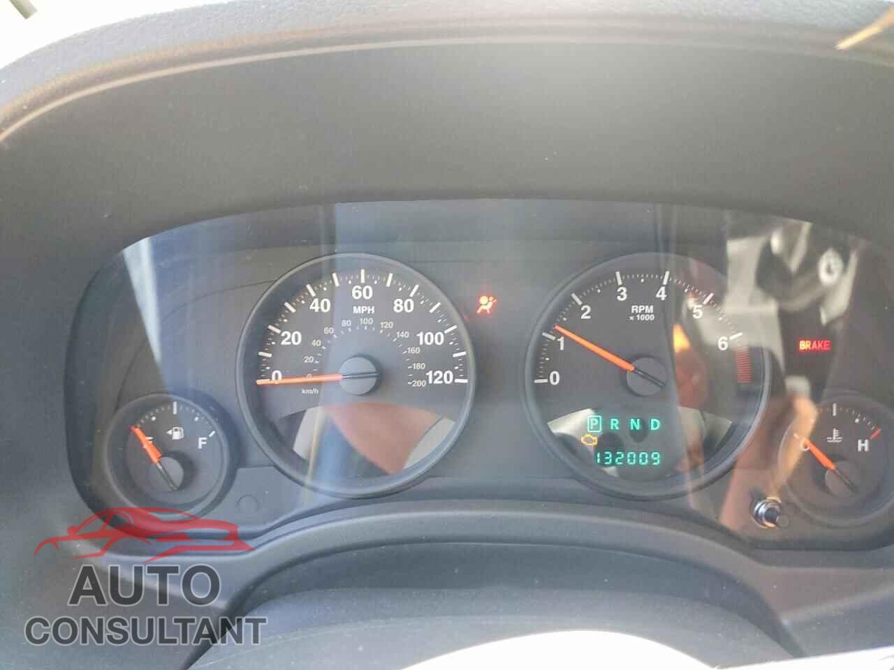 JEEP COMPASS 2011 - 1J4NF1FB3BD136289