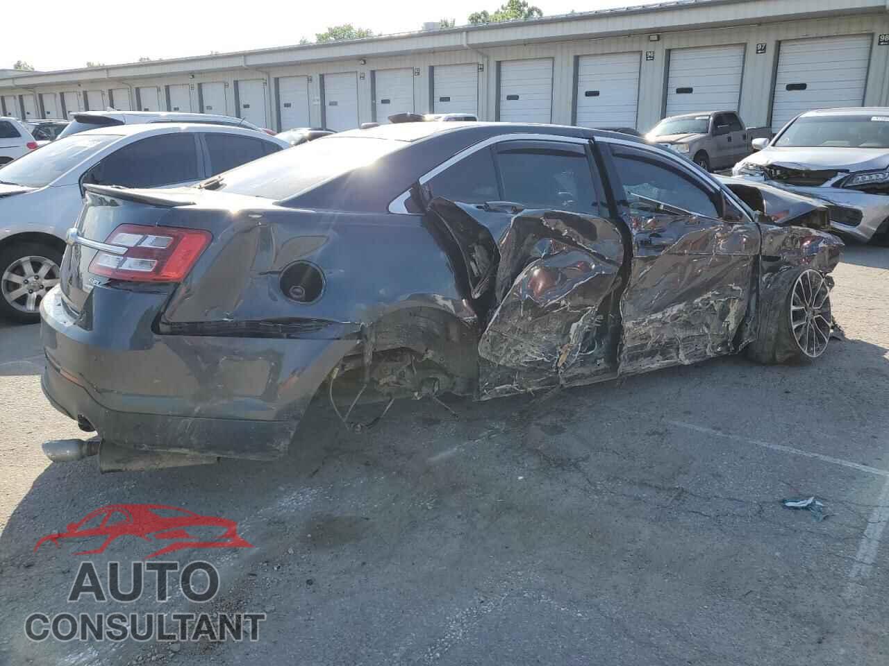 FORD TAURUS 2017 - 1FAHP2E87HG125501