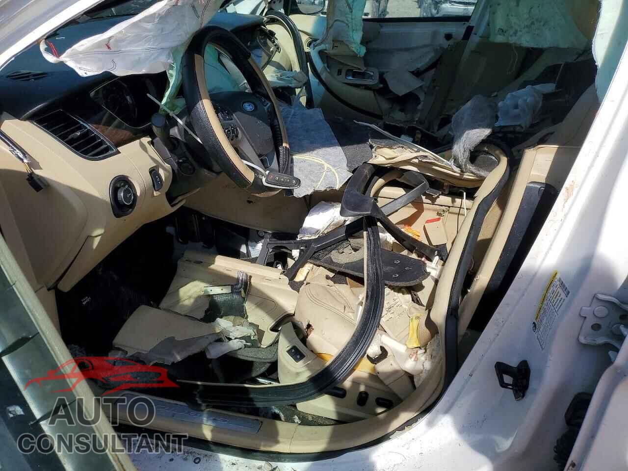 FORD TAURUS 2016 - 1FAHP2F81GG114166