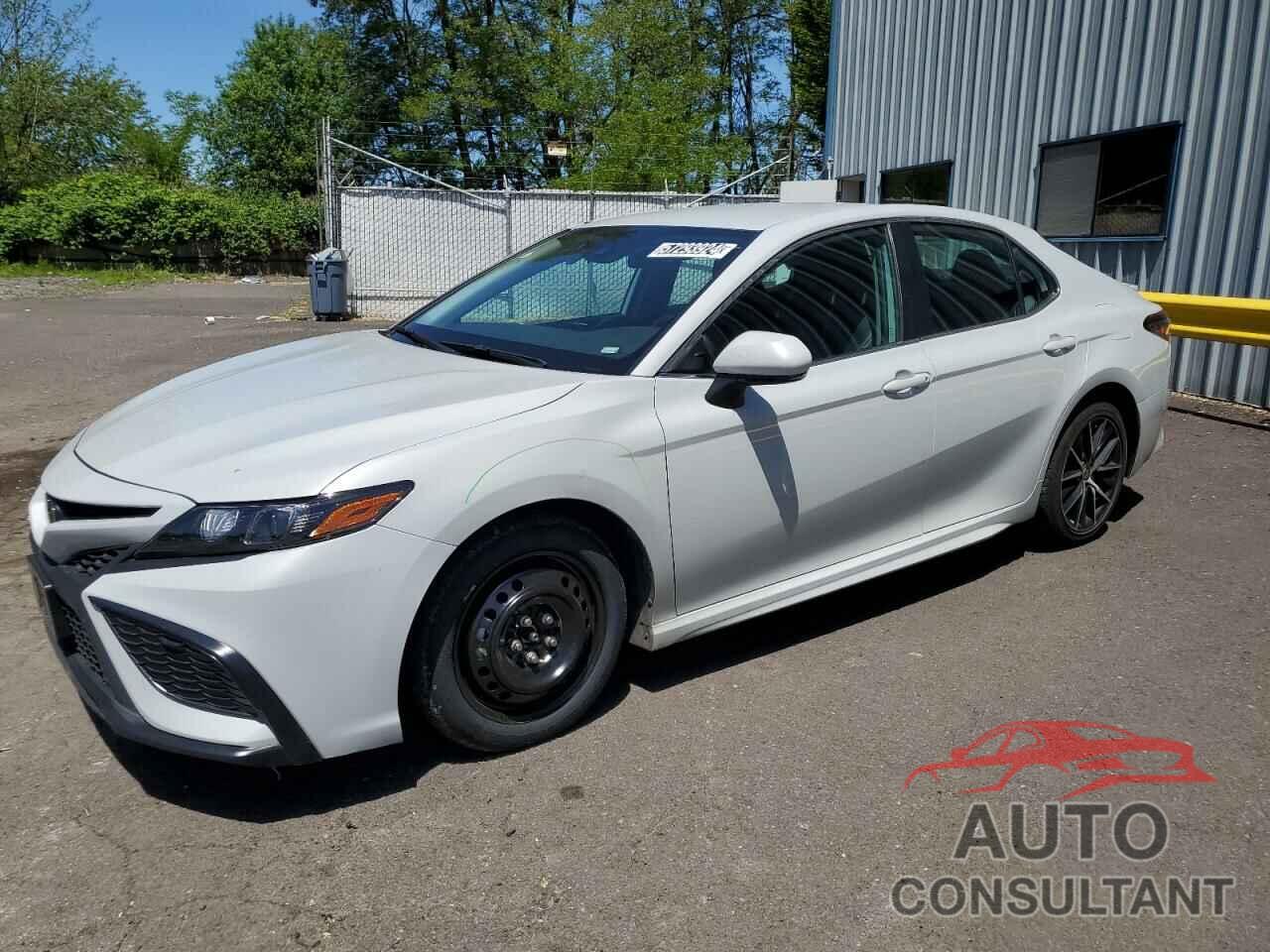 TOYOTA CAMRY 2022 - 4T1G11AK3NU057693