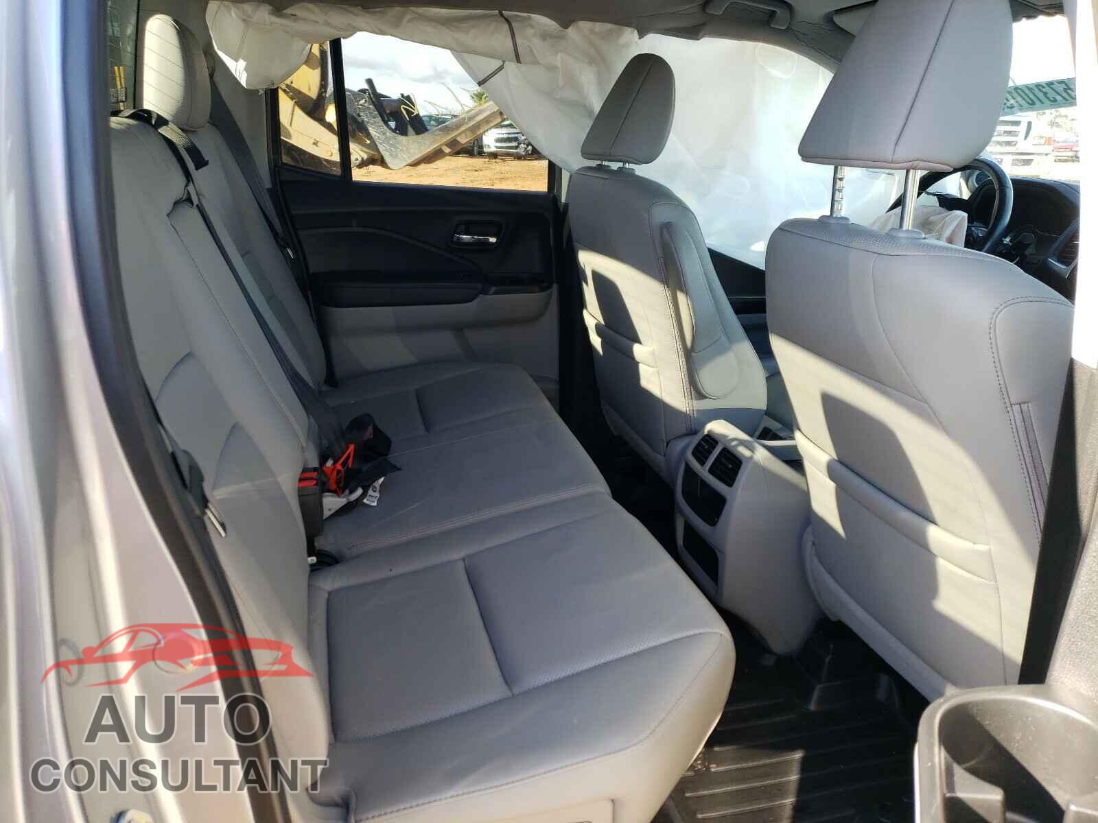 HONDA RIDGELINE 2018 - 5FPYK3F77JB001966