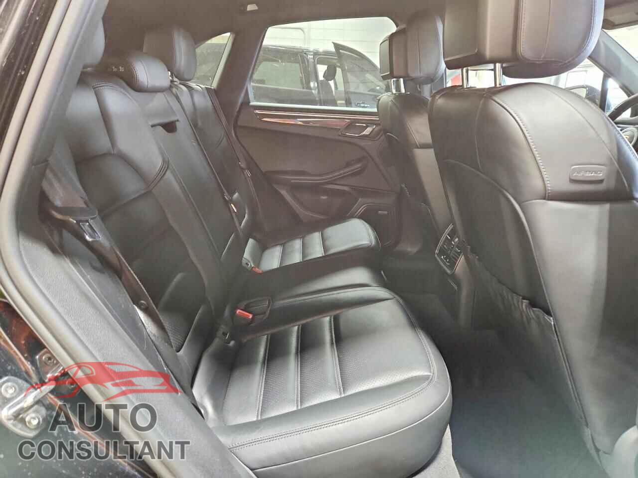 PORSCHE MACAN 2016 - WP1AB2A51GLB46631
