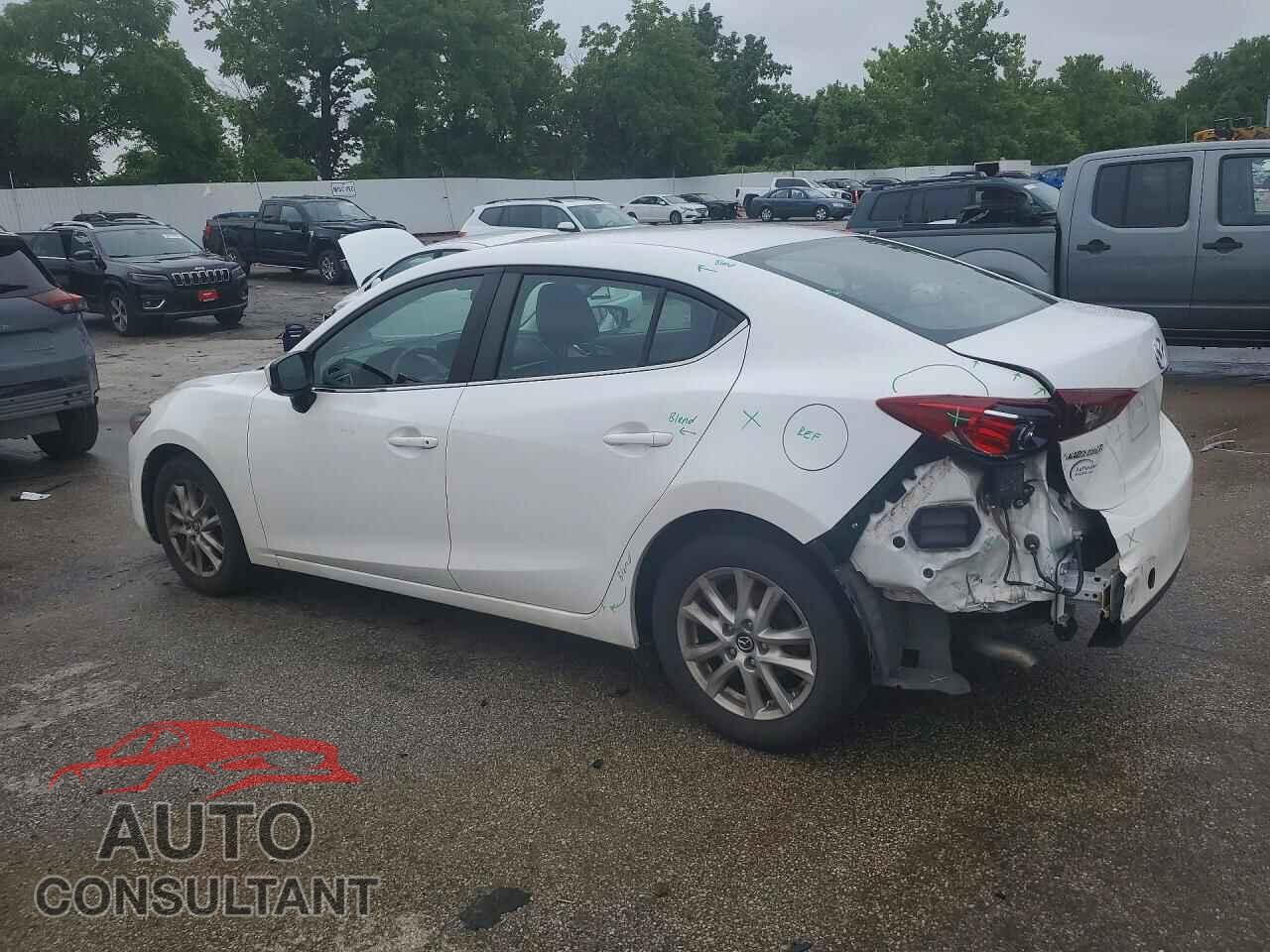 MAZDA 3 2018 - 3MZBN1U70JM186335
