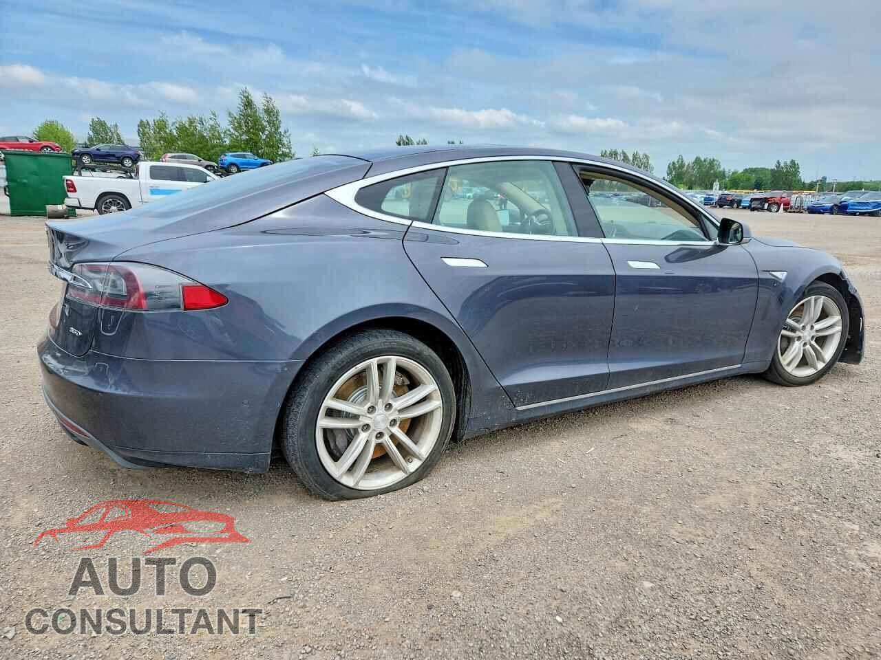 TESLA MODEL S 2015 - 5YJSA1H20FF098975