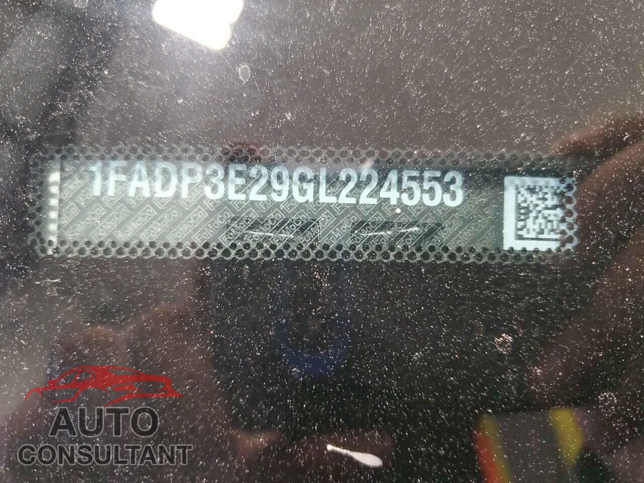 FORD FOCUS 2016 - 1FADP3E29GL224553