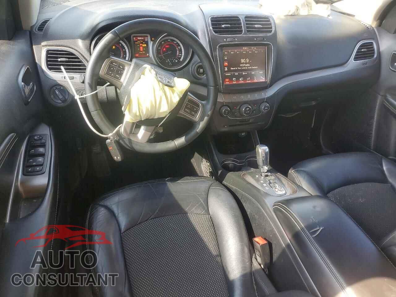 DODGE JOURNEY 2015 - 3C4PDCGB6FT600352
