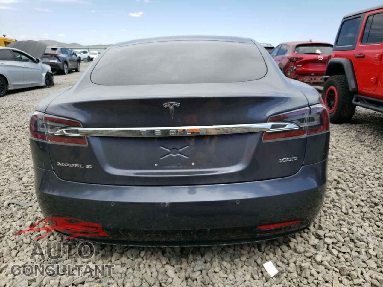 TESLA MODEL S 2018 - 5YJSA1E22JF249683