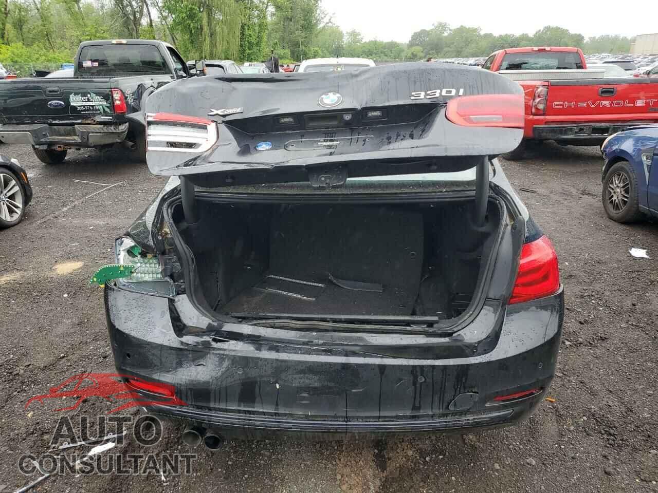 BMW 3 SERIES 2017 - WBA8D9C31HA005129