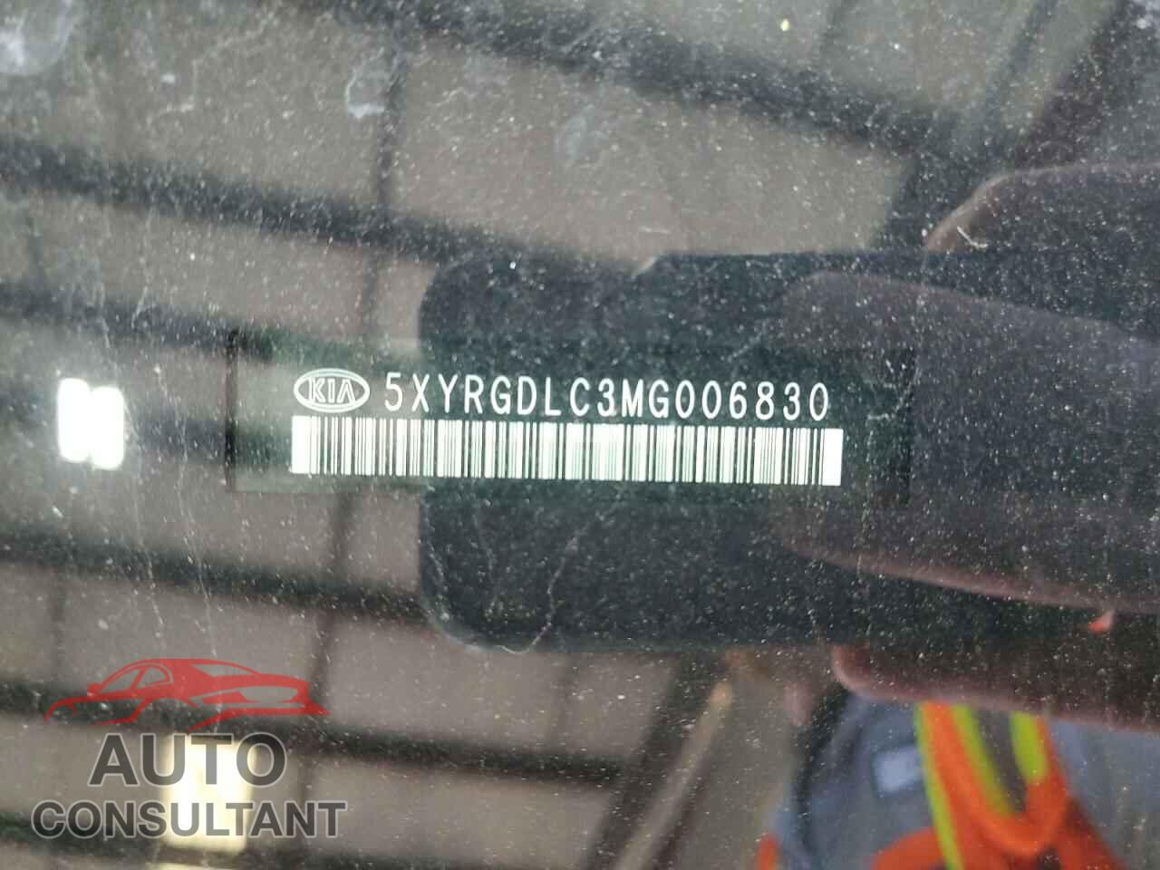 KIA SORENTO 2021 - 5XYRGDLC3MG006830