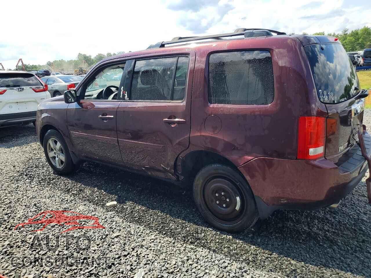HONDA PILOT 2011 - 5FNYF4H50BB080073