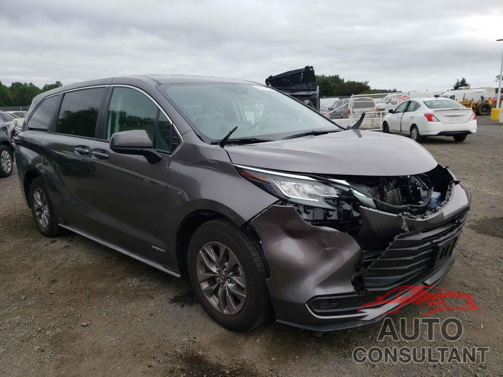 TOYOTA SIENNA 2021 - 5TDKSKFC6MS022457