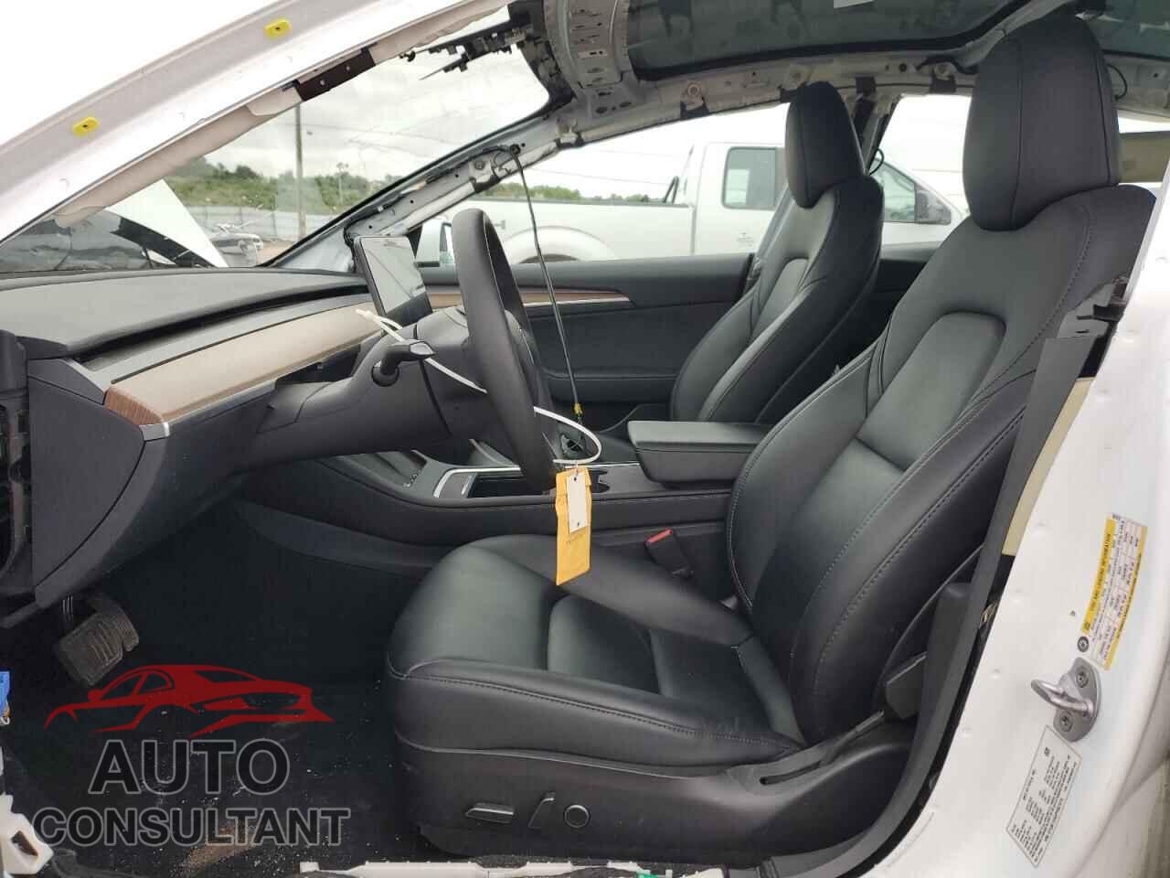 TESLA MODEL 3 2023 - 5YJ3E1EA5PF607075
