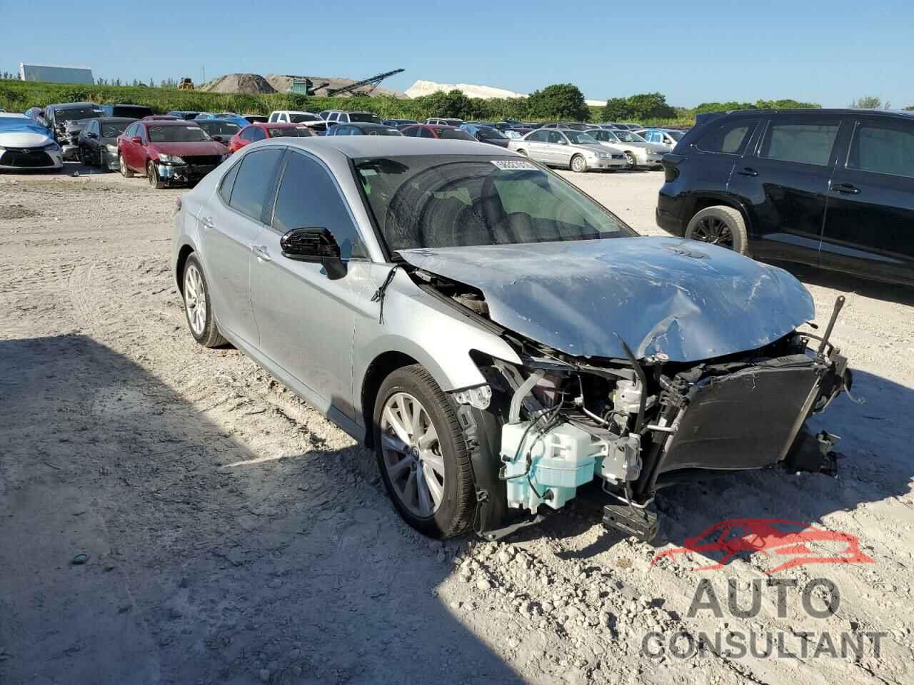 TOYOTA CAMRY 2018 - 4T1B11HK1JU559290