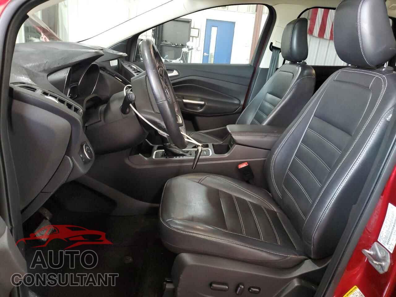 FORD ESCAPE 2018 - 1FMCU9J94JUC62029