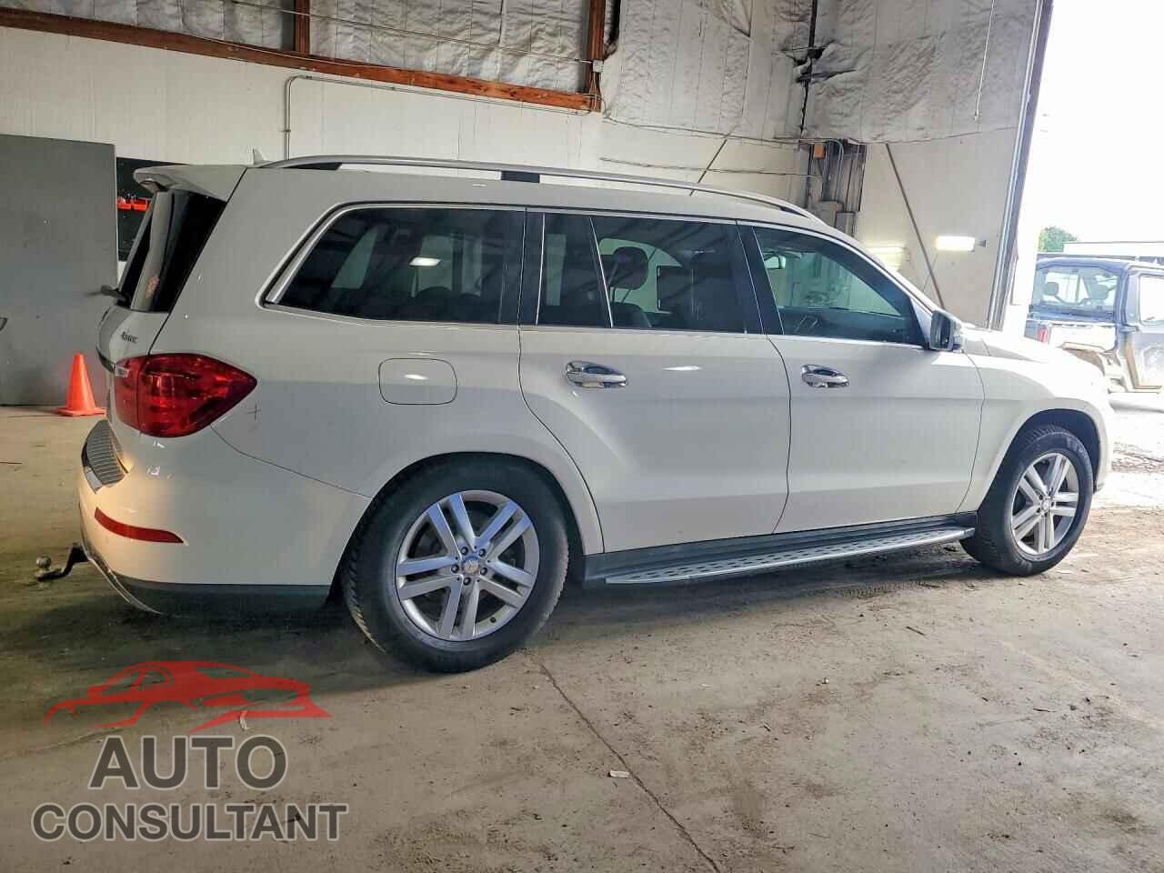 MERCEDES-BENZ GL-CLASS 2013 - 4JGDF7CE0DA212845