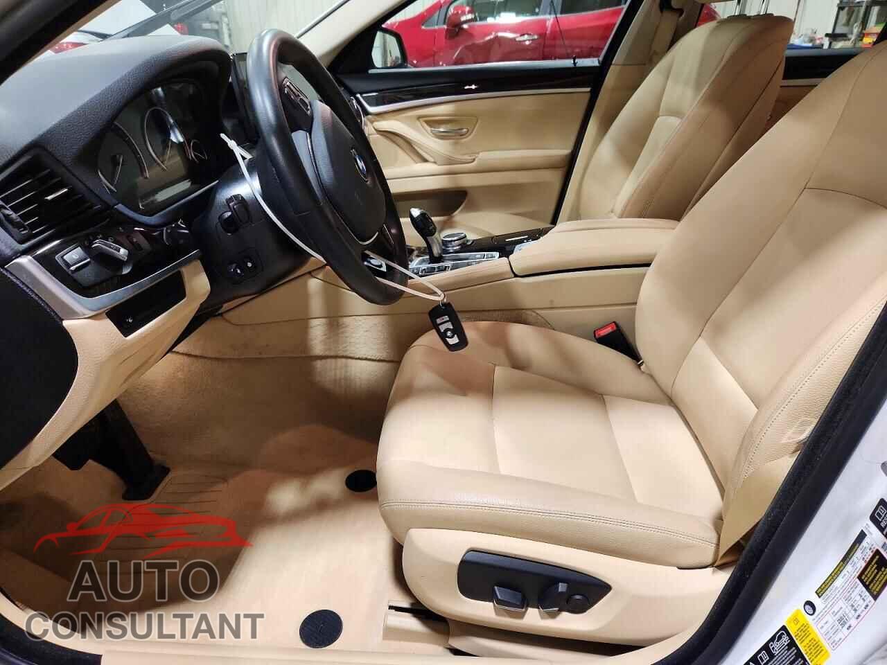 BMW 5 SERIES 2015 - WBA5A7C5XFD622610
