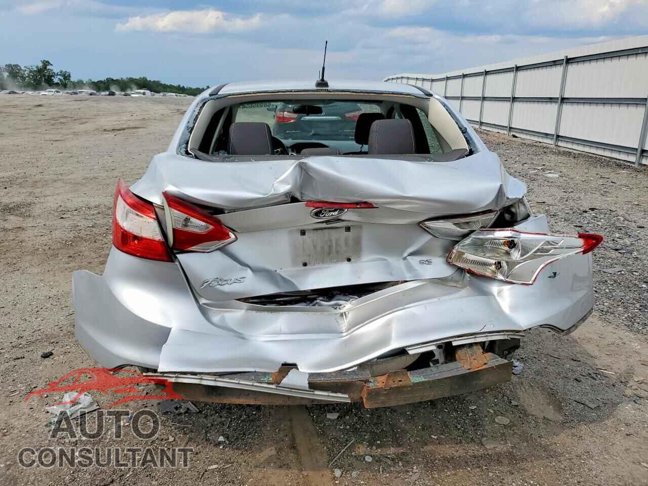 FORD FOCUS 2012 - 1FAHP3F28CL217331
