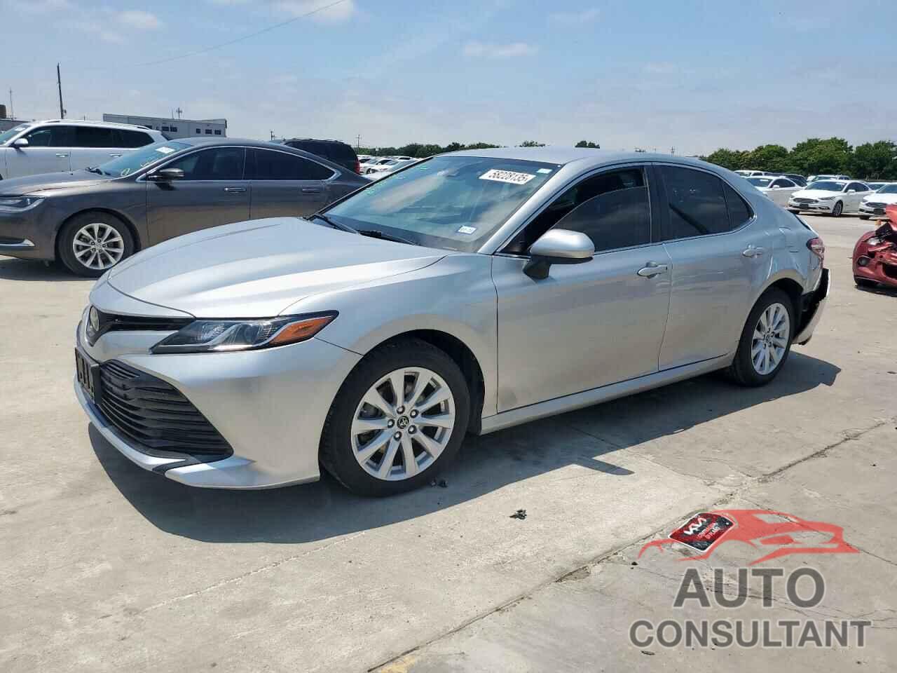 TOYOTA CAMRY 2018 - JTNB11HK3J3015430