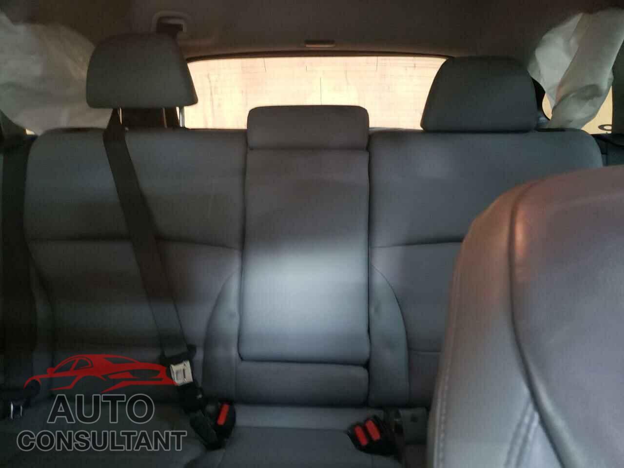 SUBARU OUTBACK 2018 - 4S4BSANC8J3313384
