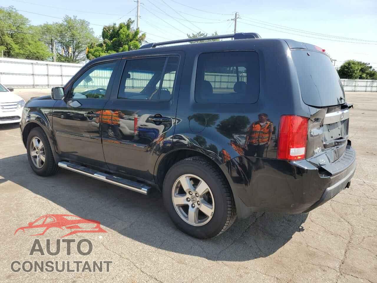HONDA PILOT 2011 - 5FNYF4H62BB036018