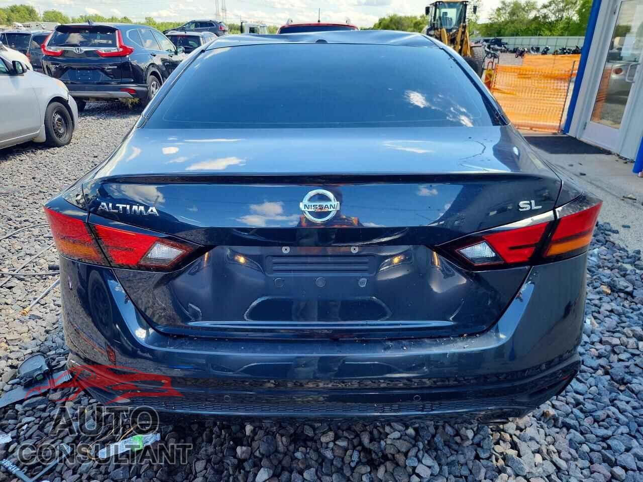 NISSAN ALTIMA 2019 - 1N4BL4EV3KC192727