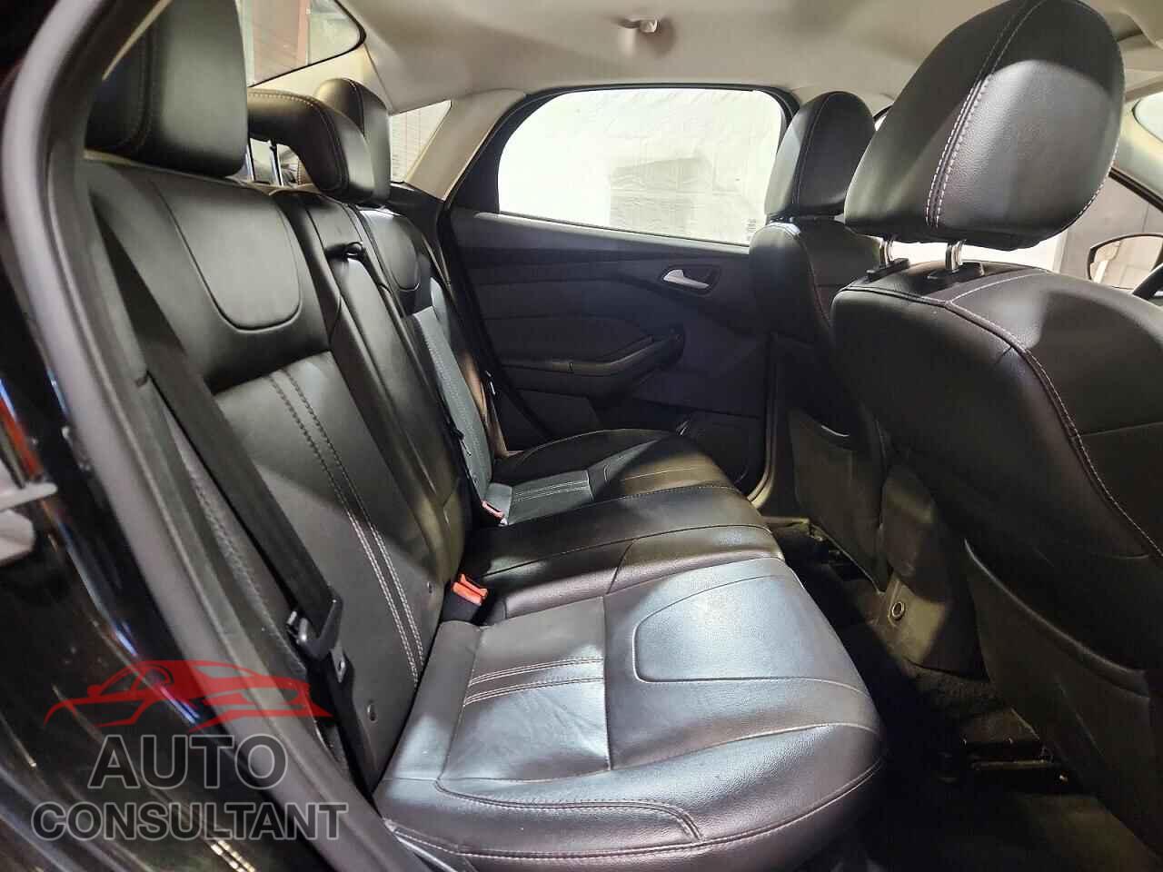 FORD FOCUS 2014 - 1FADP3F22EL244784