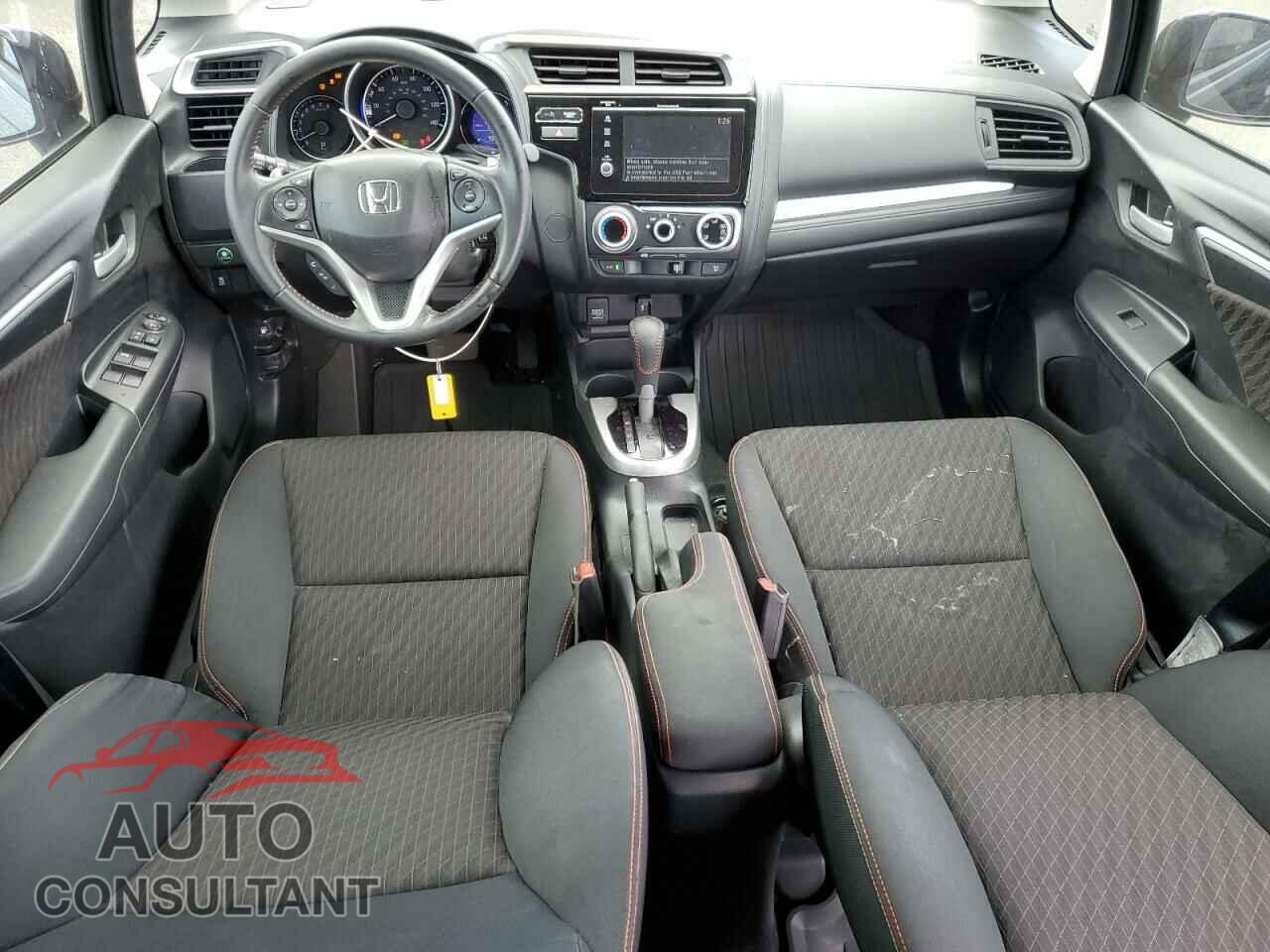 HONDA FIT 2019 - 3HGGK5H66KM718135