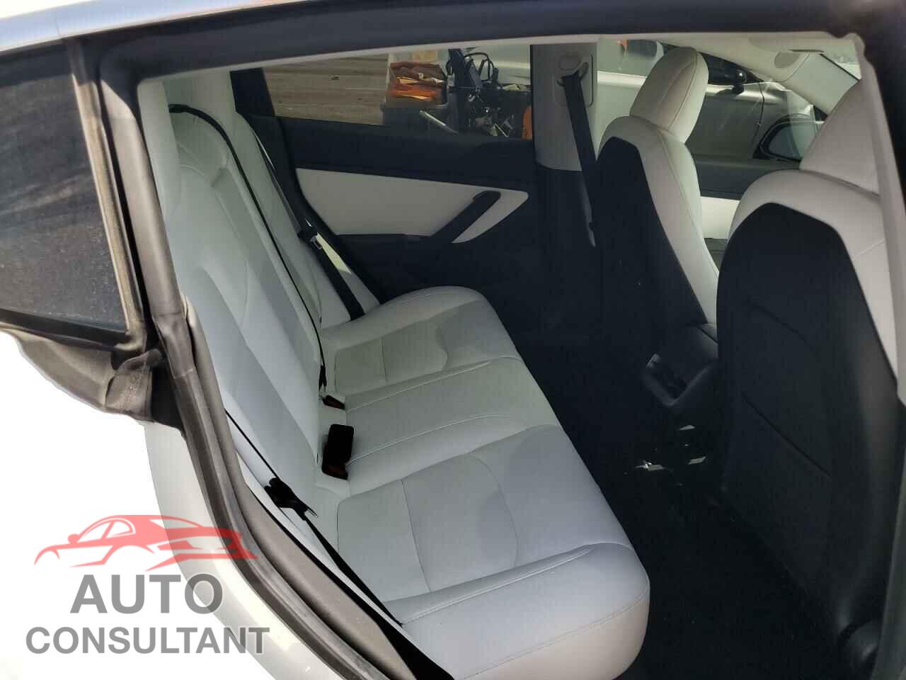TESLA MODEL 3 2019 - 5YJ3E1EB2KF498527