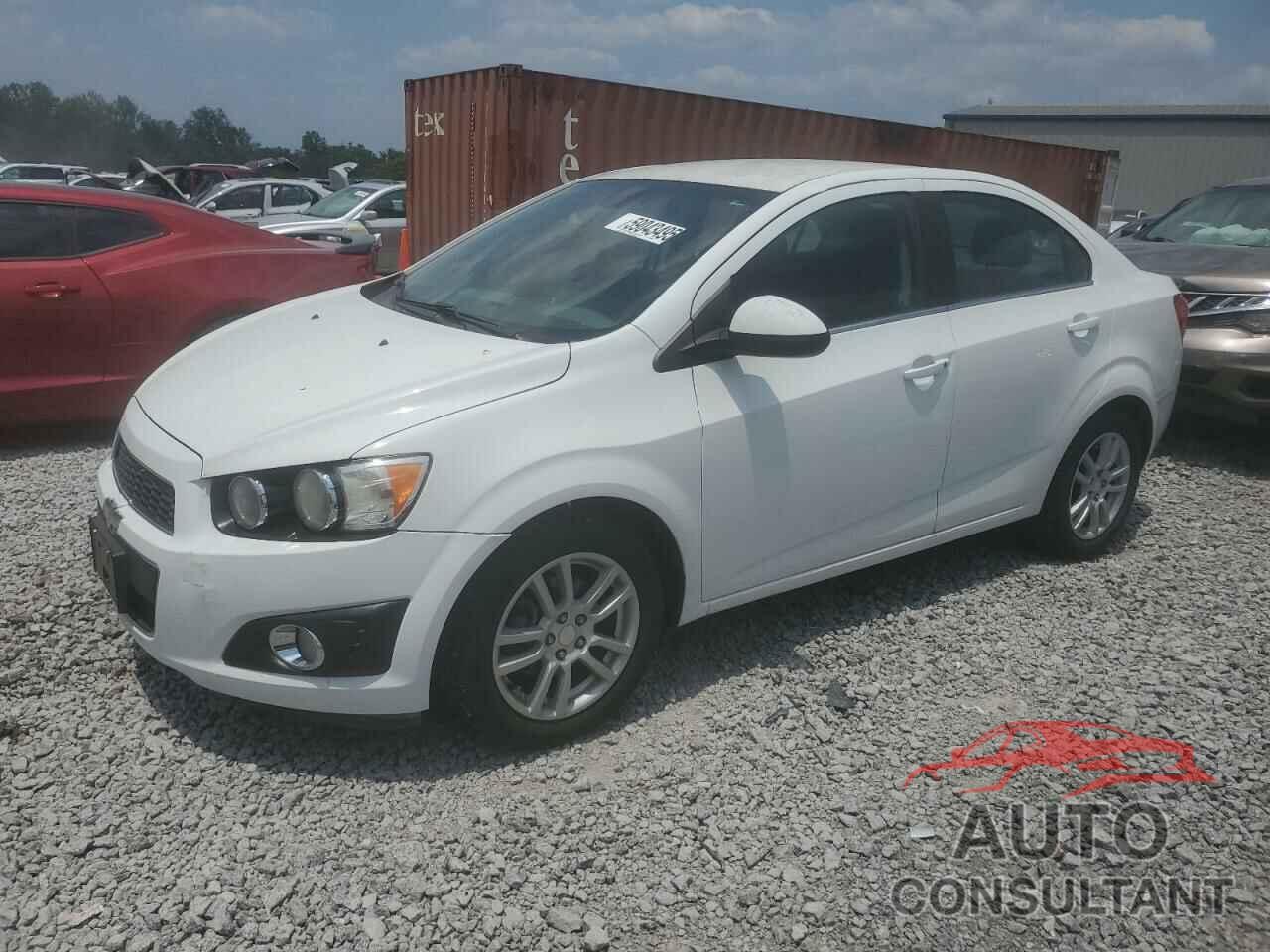 CHEVROLET SONIC 2013 - 1G1JC5SH6D4118511