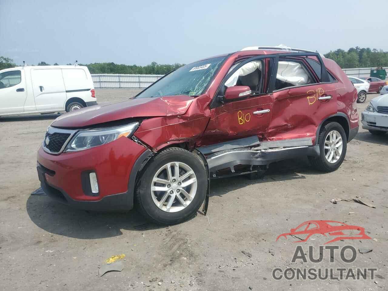 KIA SORENTO 2015 - 5XYKT3A64FG557808