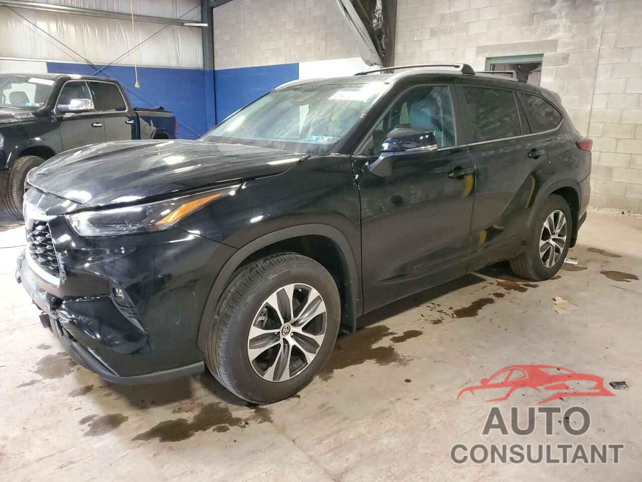 TOYOTA HIGHLANDER 2023 - 5TDKDRBH3PS523377