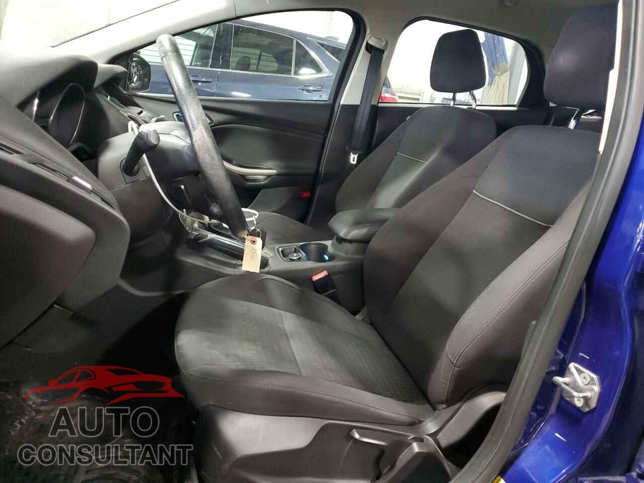 FORD FOCUS 2012 - 1FAHP3M28CL313740
