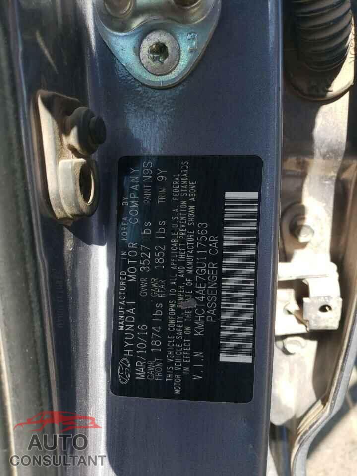 HYUNDAI ACCENT 2016 - KMHCT4AE7GU117563