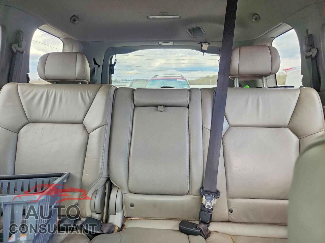 HONDA PILOT 2011 - 5FNYF4H55BB046405