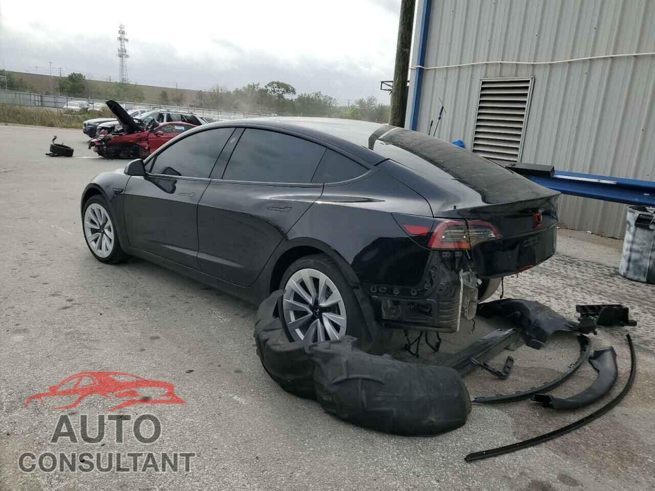 TESLA MODEL 3 2023 - 5YJ3E1EA8PF490138