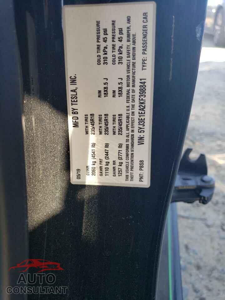 TESLA MODEL 3 2019 - 5YJ3E1EA2KF398841