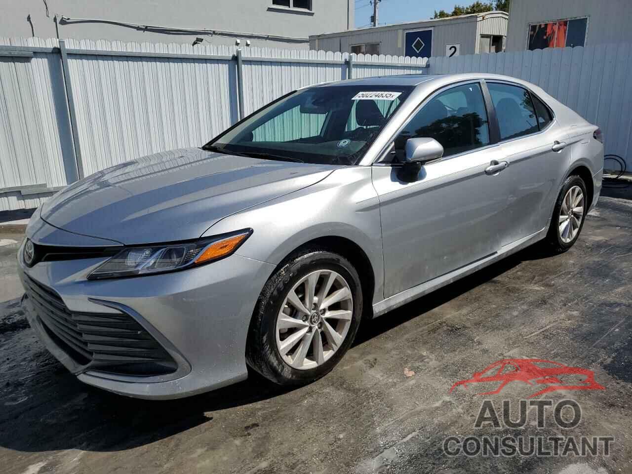 TOYOTA CAMRY 2024 - 4T1R11AK4RU921875