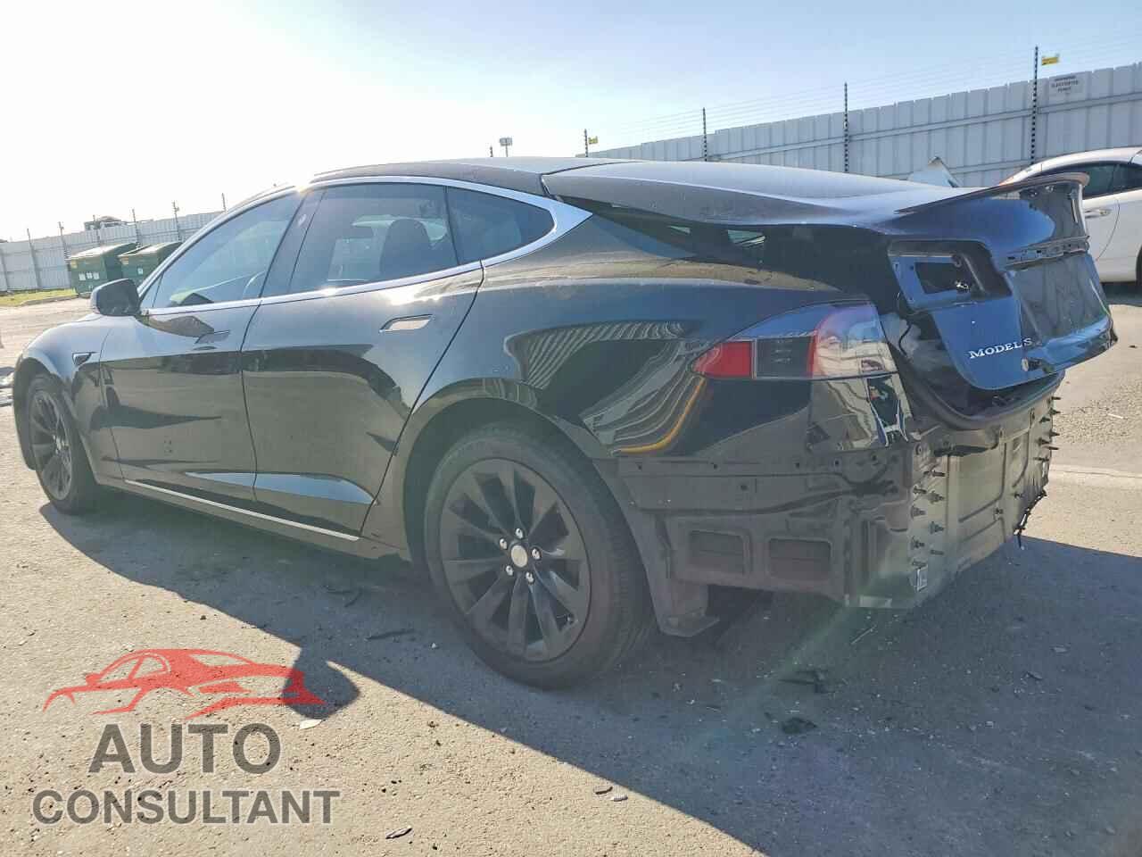 TESLA MODEL S 2017 - 5YJSA1E15HF202729