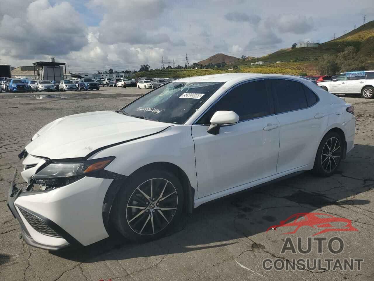 TOYOTA CAMRY 2022 - 4T1T11AKXNU686611