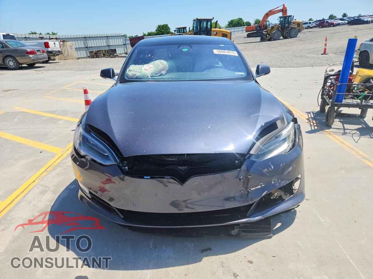 TESLA MODEL S 2017 - 5YJSA1E17HF184590