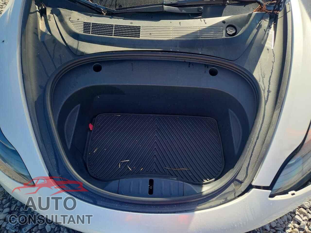 TESLA MODEL 3 2023 - 5YJ3E1EA0PF481899