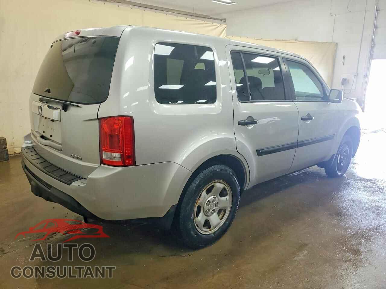 HONDA PILOT 2013 - 5FNYF4H20DB086108
