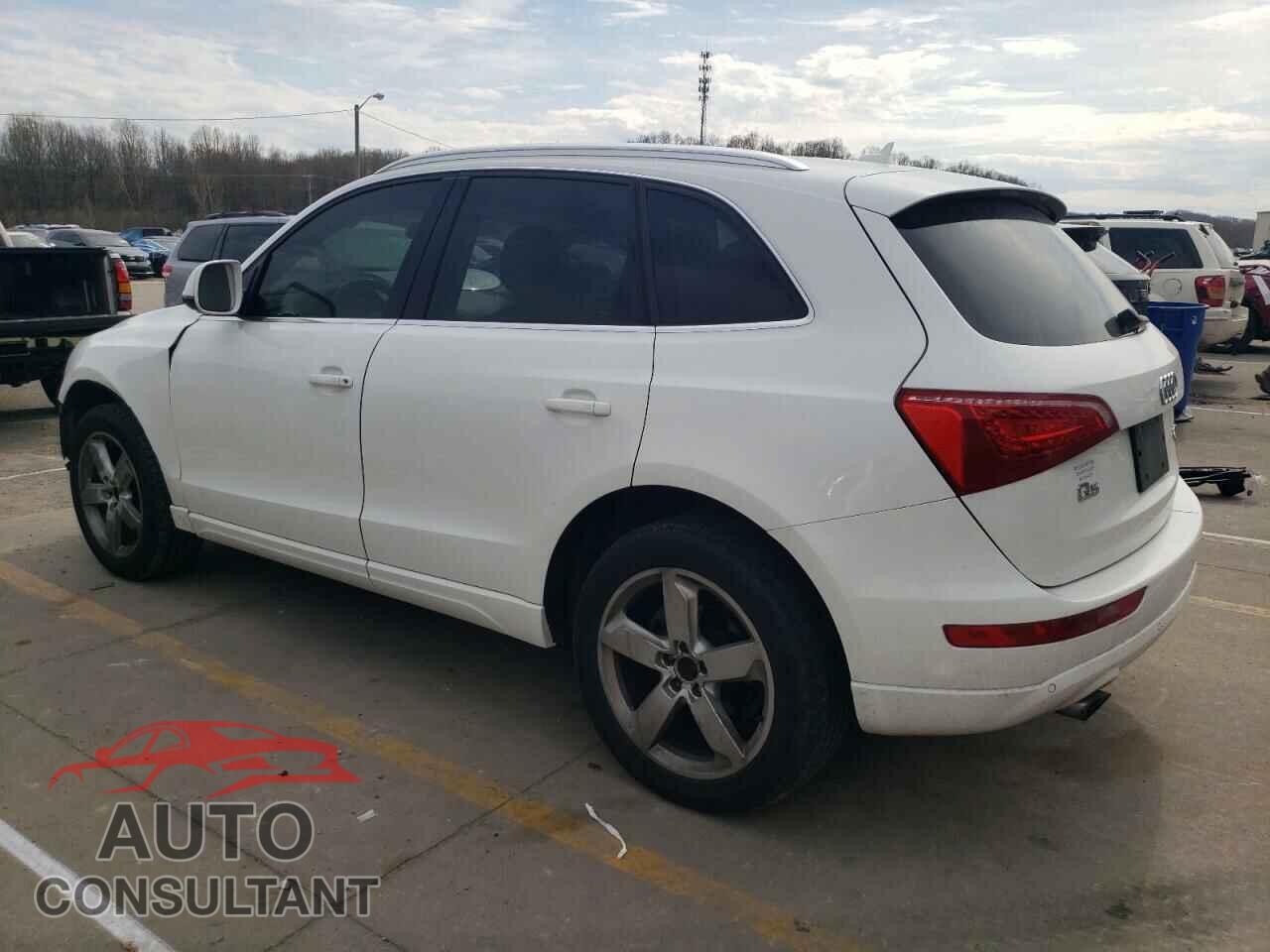 AUDI Q5 2012 - WA1LFAFP3CA008124