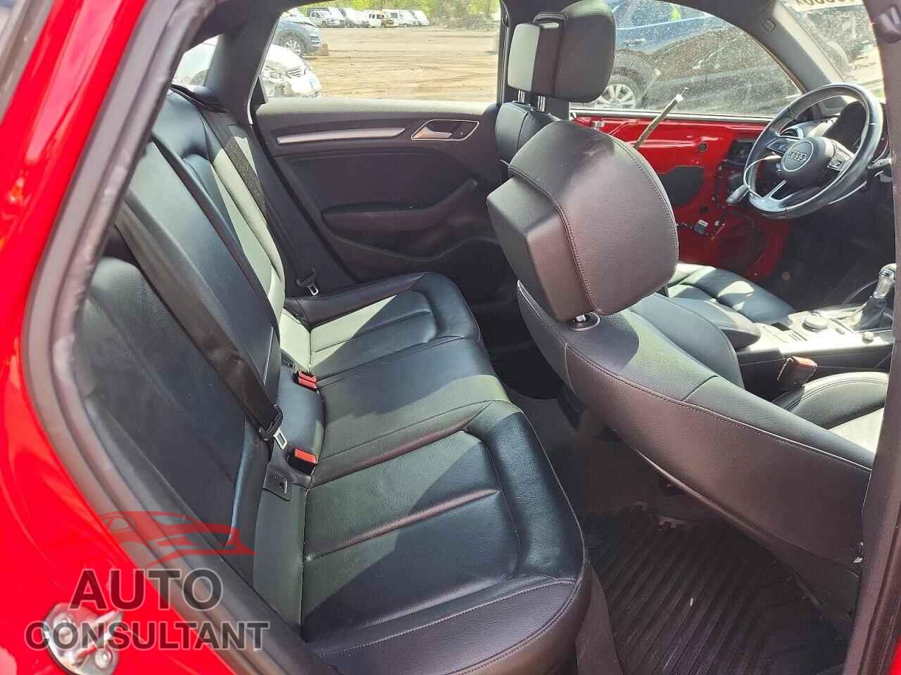 AUDI A3 2017 - WAUB8GFF1H1064783