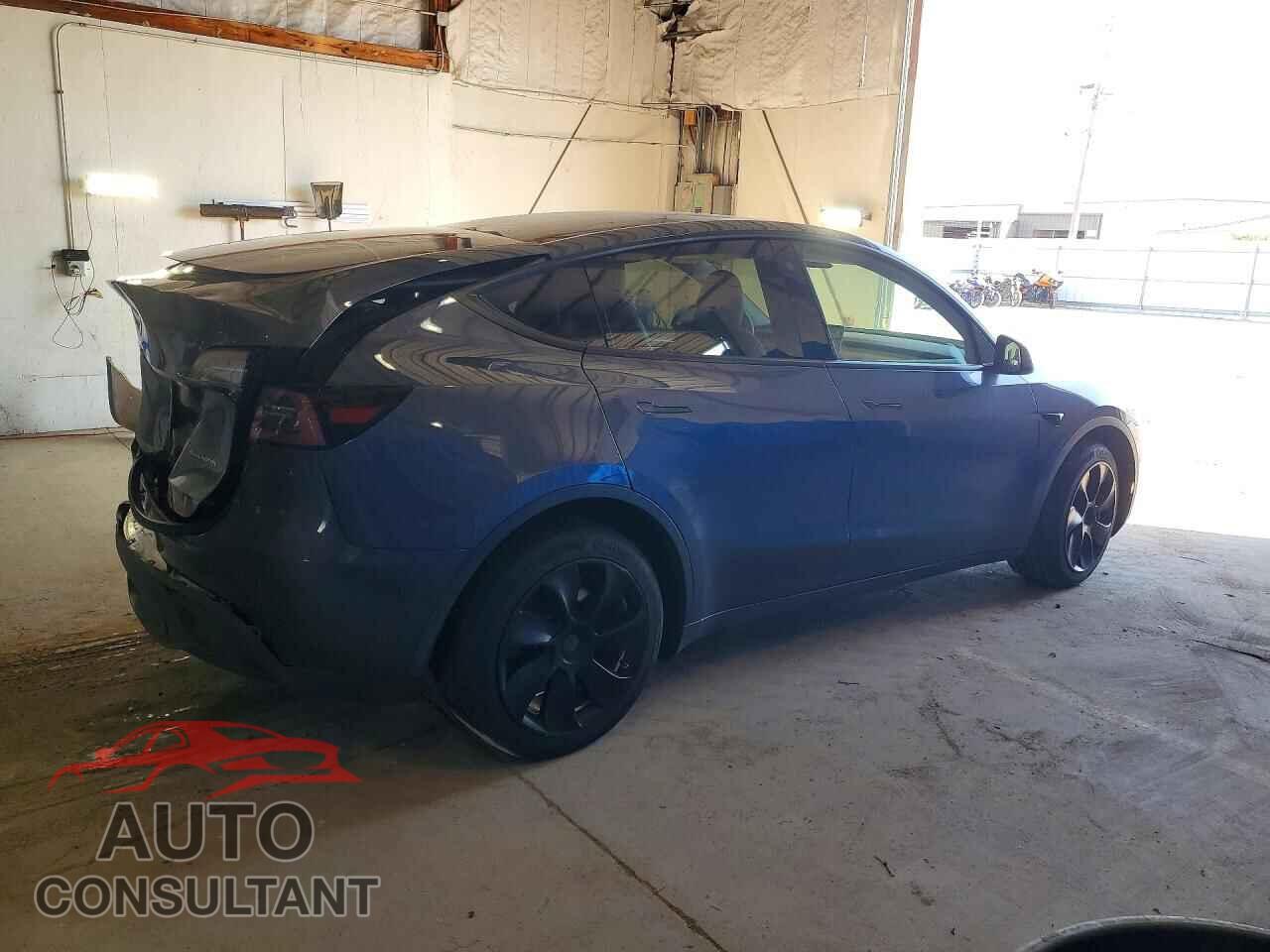 TESLA MODEL Y 2023 - 7SAYGDEE1PA056096