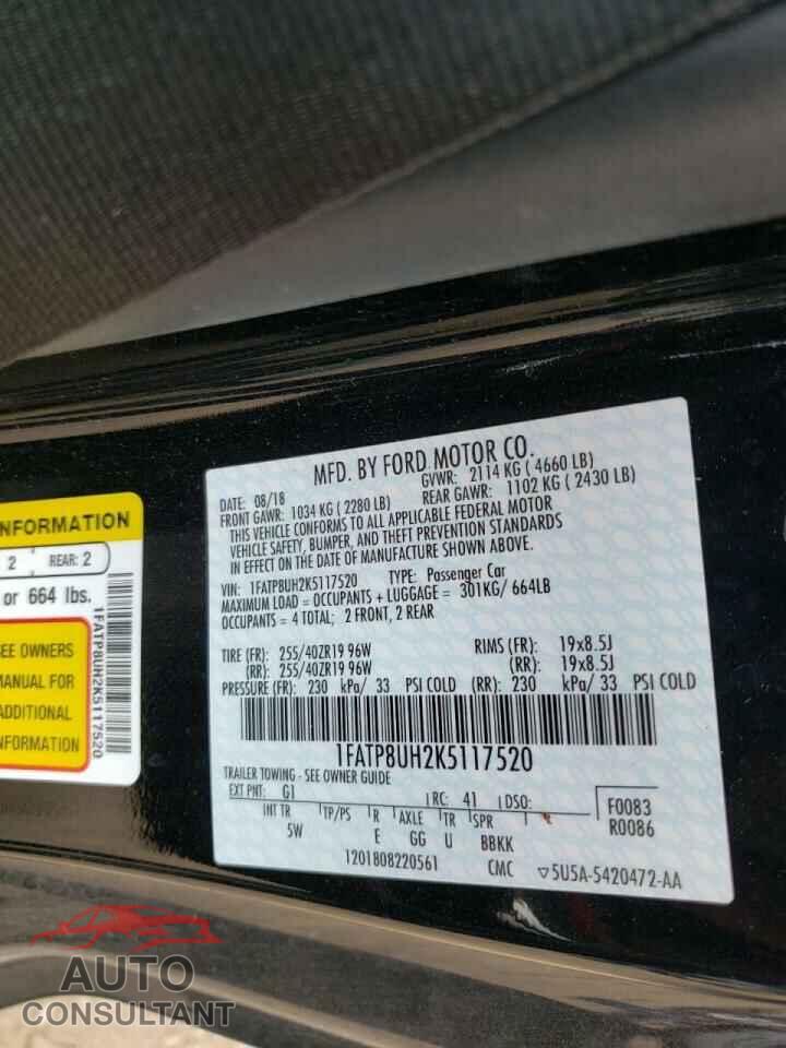 FORD MUSTANG 2019 - 1FATP8UH2K5117520