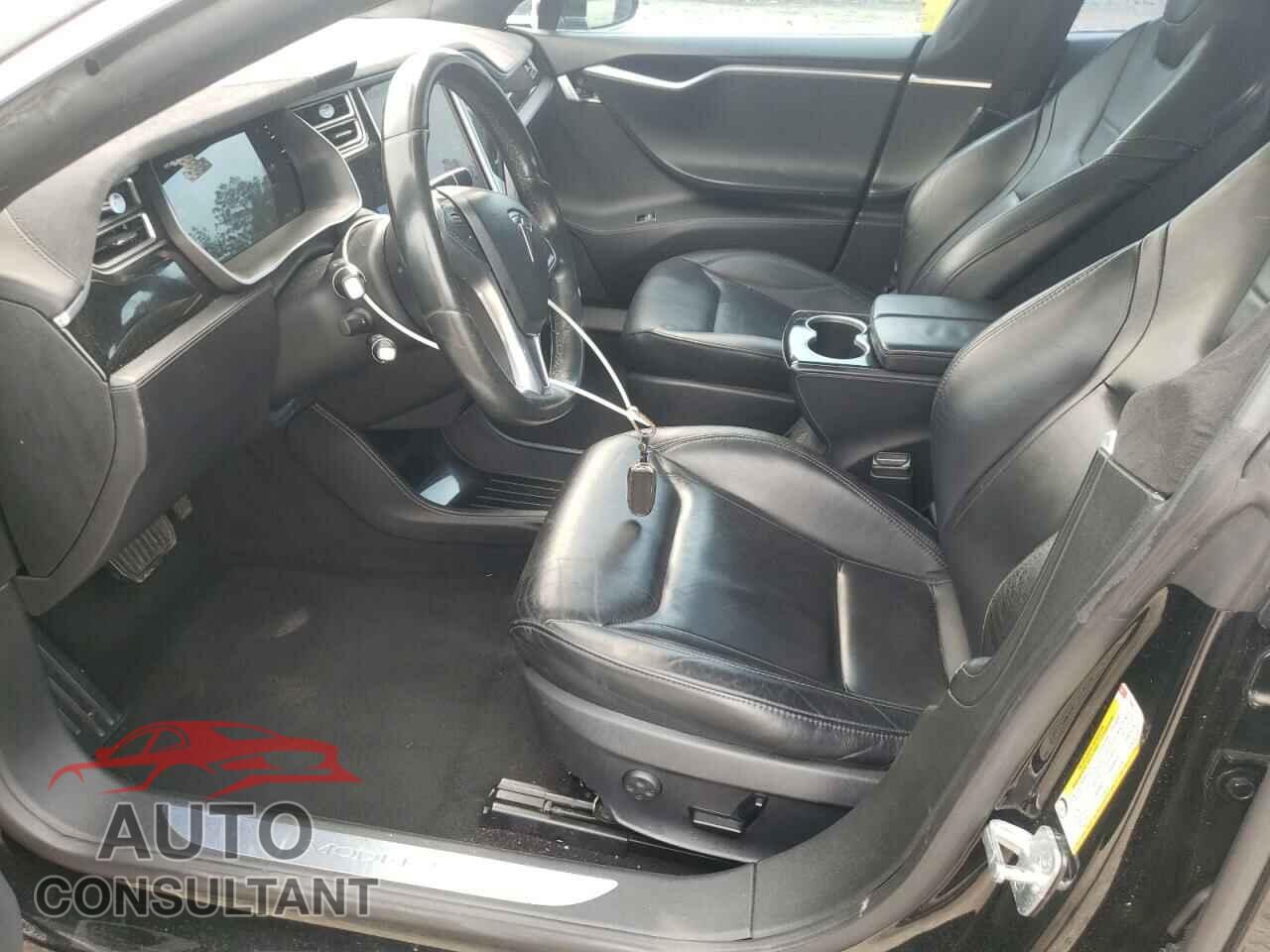 TESLA MODEL S 2015 - 5YJSA1E12FF118302